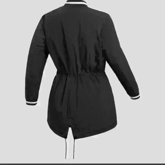 NIKE WOMEN'S LARGE STOCK DUGOUT JACKET - Picture 2 of 5